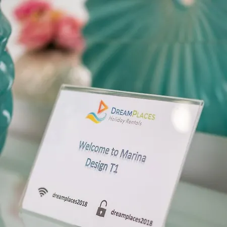 Marina Design T1 Албуфейра